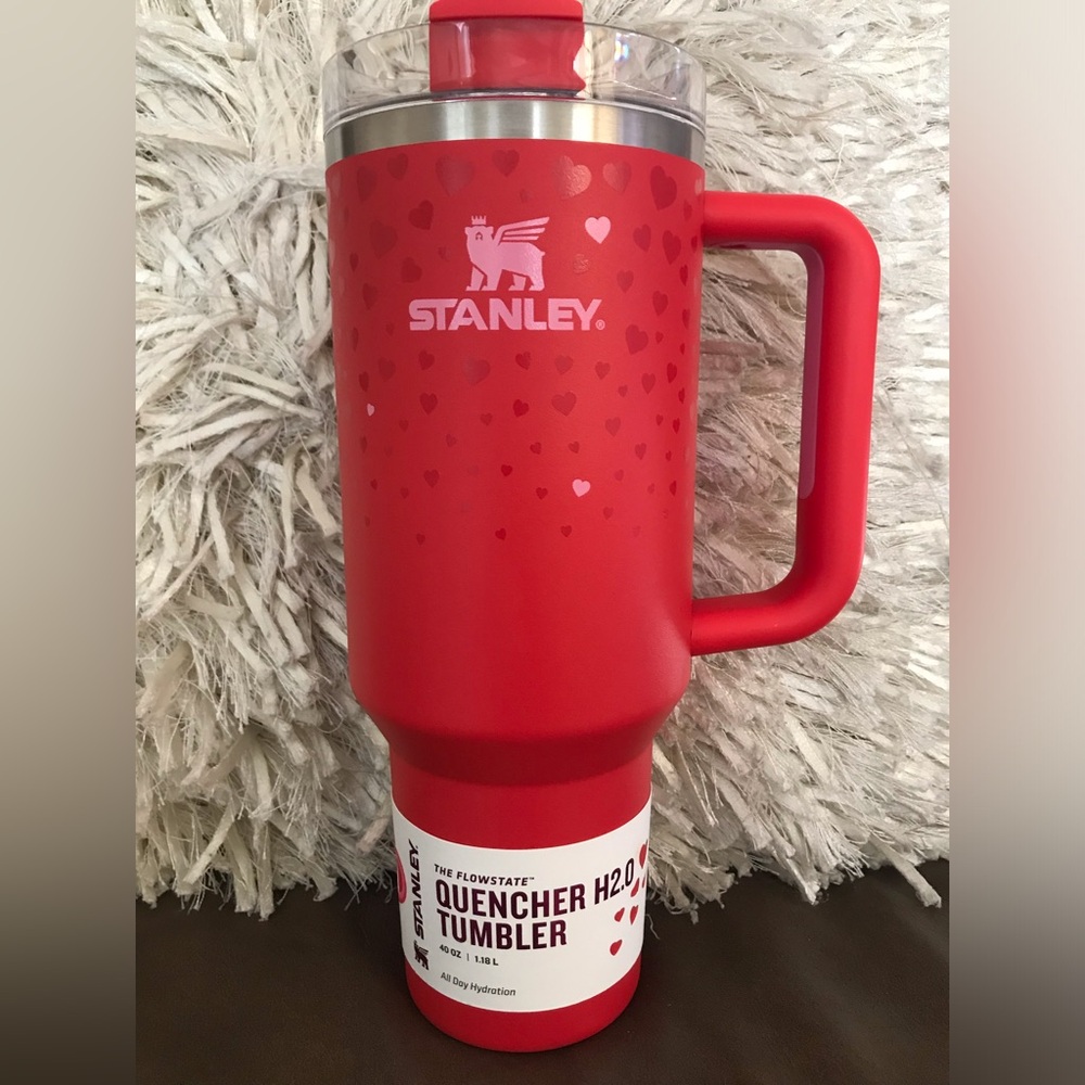 NEW Stanley Target Exclusive Valentine’s Day 40oz Tumbler | 2025 Ruby He…